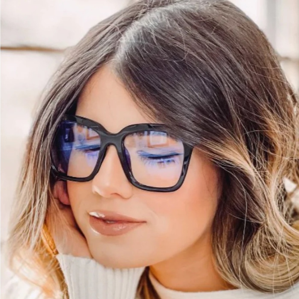 Diff Bella Polarized Oversized Tortoise Glasses - image 1